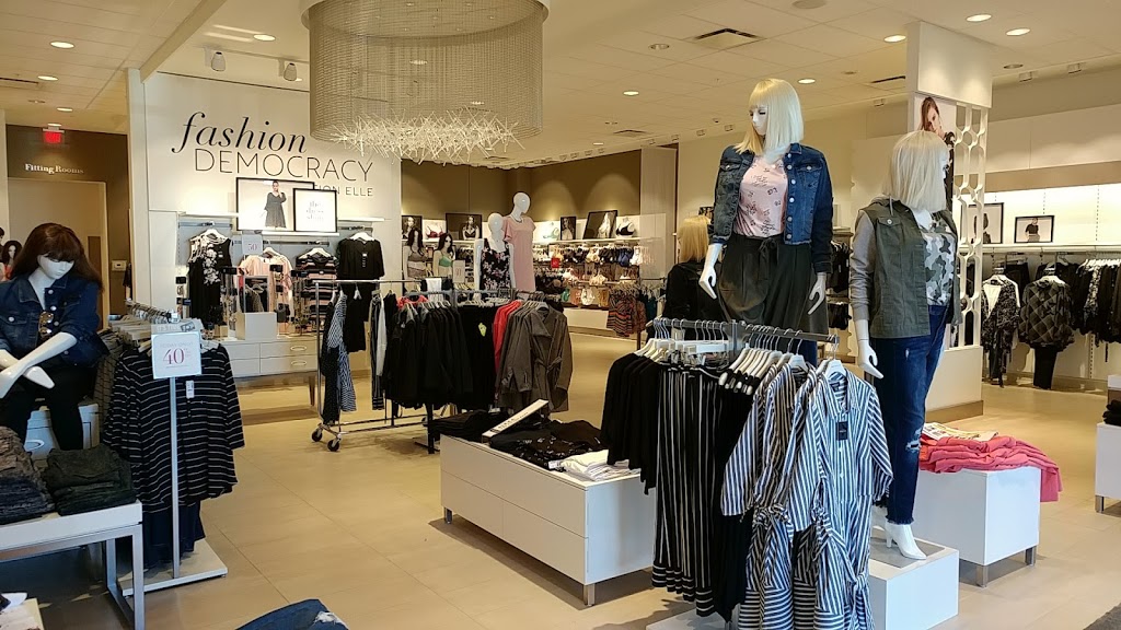Addition Elle | 202 Oak Walk Dr, Oakville, ON L6H 0H4, Canada | Phone: (905) 257-9404