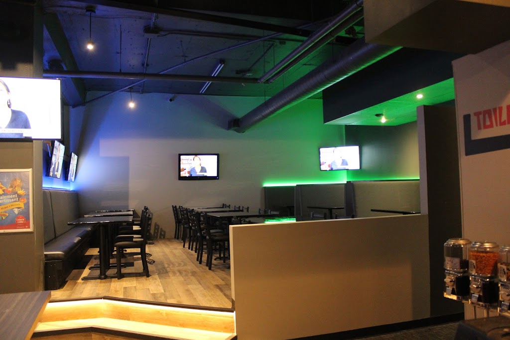 La Baraque | 137 Rue Notre Dame O, Thetford Mines, QC G6G 1J4, Canada | Phone: (418) 338-3922