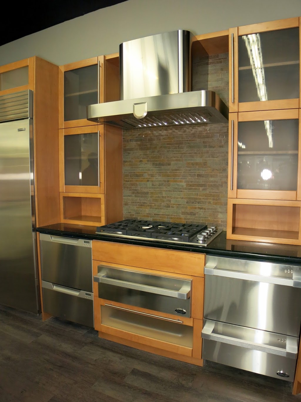 Geniers Appliances | 2205 48 Ave, Vernon, BC V1T 3P9, Canada | Phone: (250) 545-0664