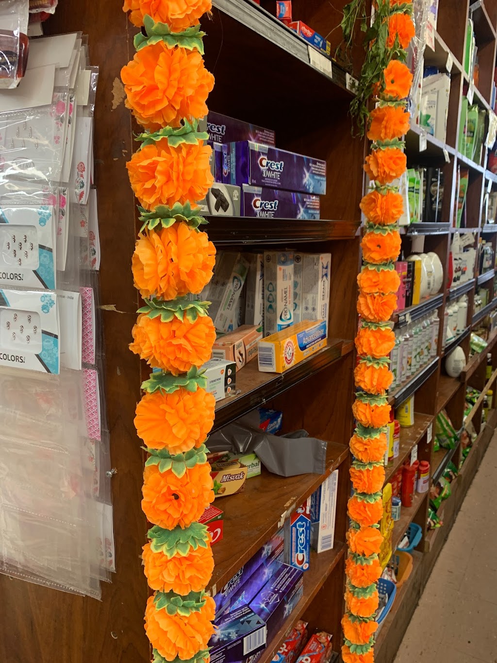 S.P. Florist | 2871 Lawrence Ave E, Scarborough, ON M1P 2S8, Canada | Phone: (416) 264-4903
