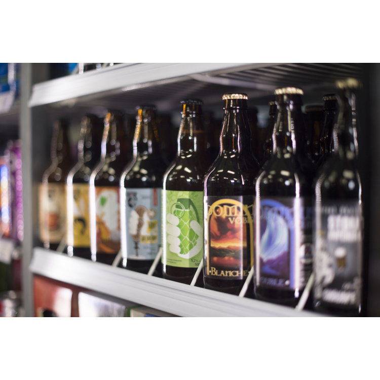 Dépanneur Du Coin | 300 Avenue Dresden, Mont-Royal, QC H3P 2B8, Canada | Phone: (514) 341-7827