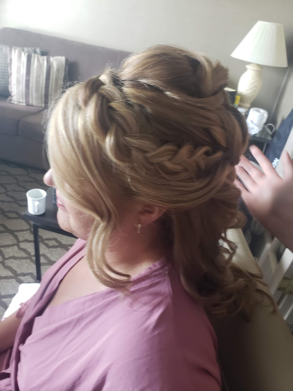Beyoutiful Brides - Mobile Wedding Hair and Makeup | 6063 Wildrose Crescent, Niagara Falls, ON L2G 7T2, Canada | Phone: (905) 321-7298