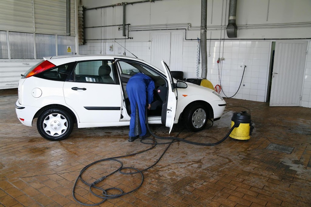 PRO Car Detailing Chilliwack | 45922 Higginson Rd, Chilliwack, BC V2R 2C7, Canada | Phone: (604) 337-0093