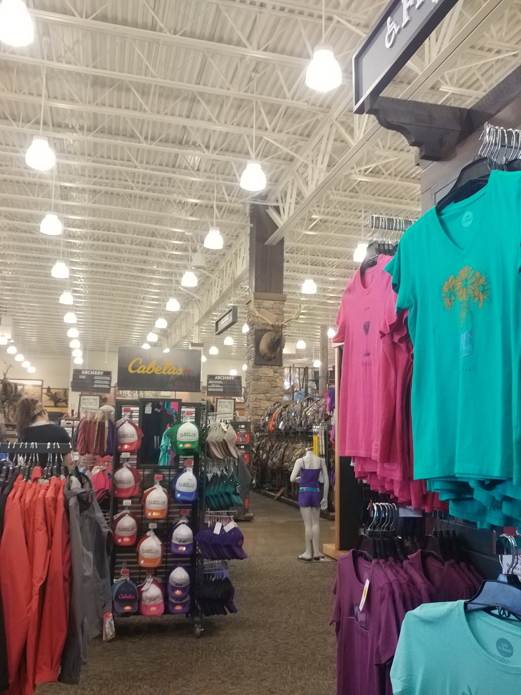 Cabelas Ottawa | 3065 Palladium Dr, Ottawa, ON K2T 0N2, Canada | Phone: (613) 319-8600