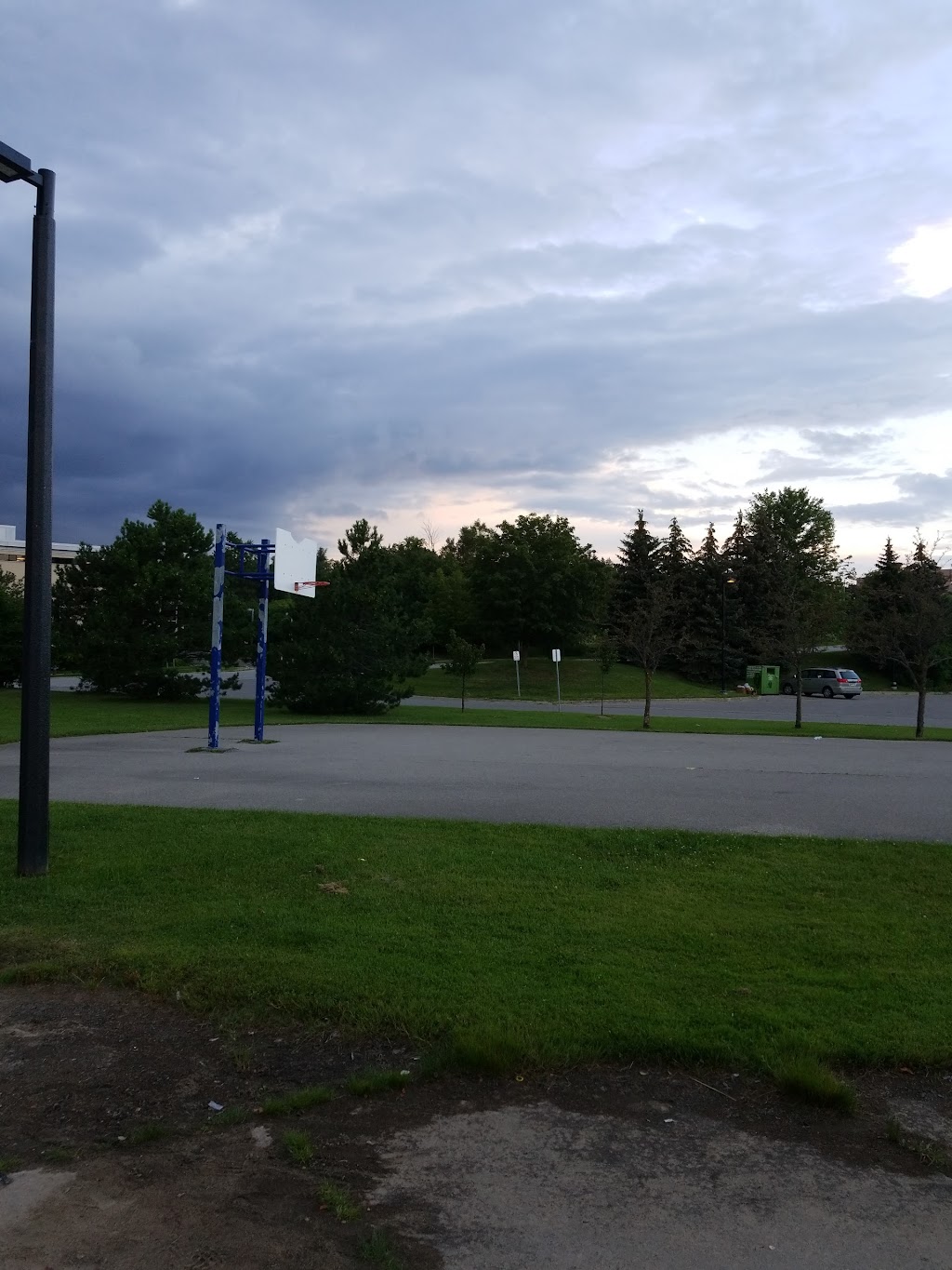 The Wave Pool | 5 Hopkins St, Richmond Hill, ON L4C 0C1, Canada | Phone: (905) 508-9283
