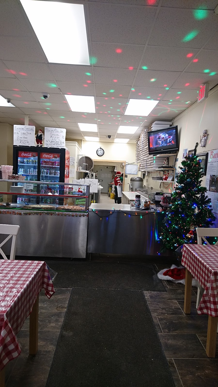 Johnnys Pizza | 3K3, 107 Main St W, Shelburne, ON L9V 3K3, Canada | Phone: (519) 925-1204