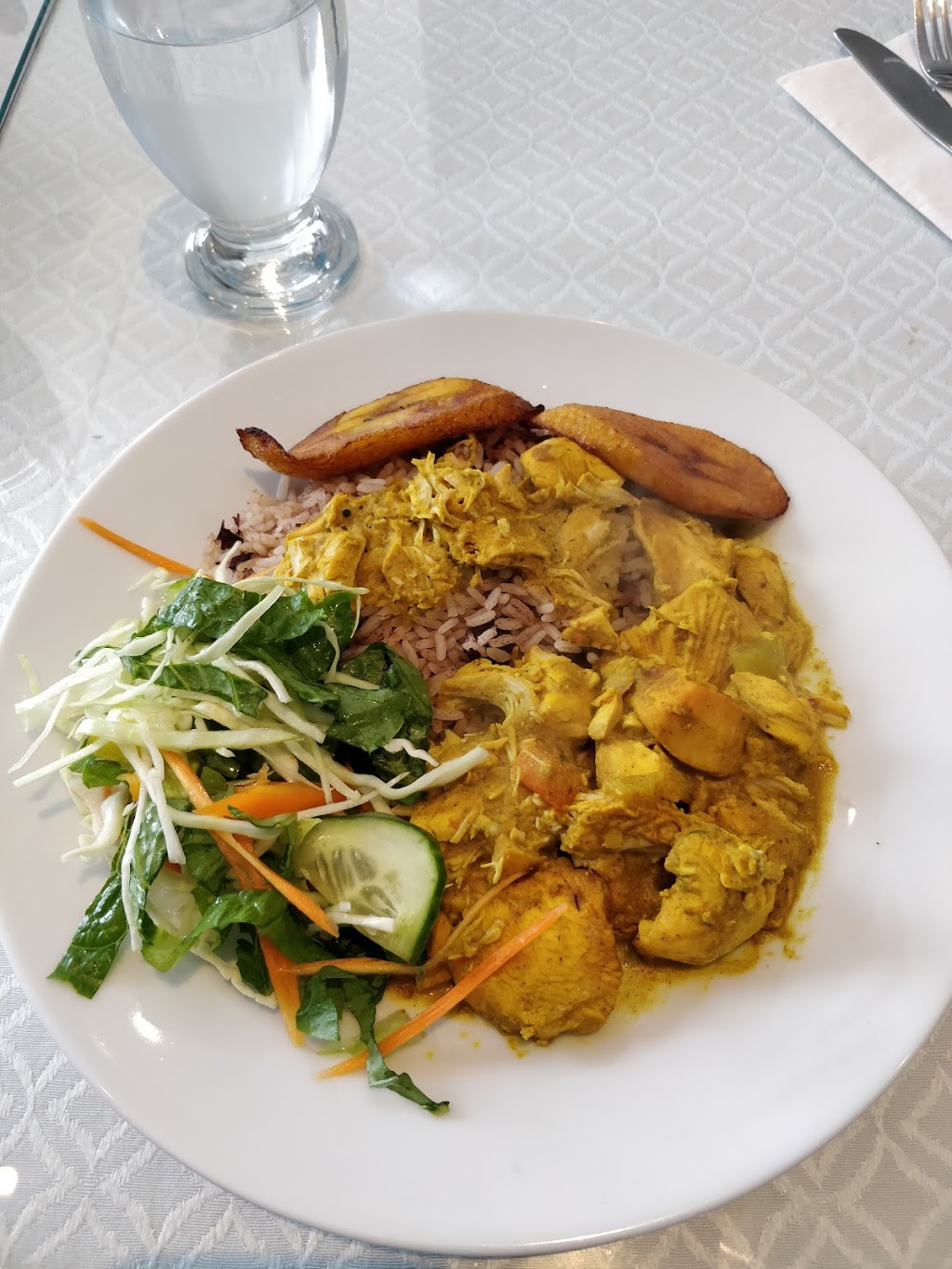 Carribean Tasty Treats | 4410 Bd des Sources, Dollard-des-Ormeaux, QC H8Y 3B7, Canada | Phone: (514) 542-4410
