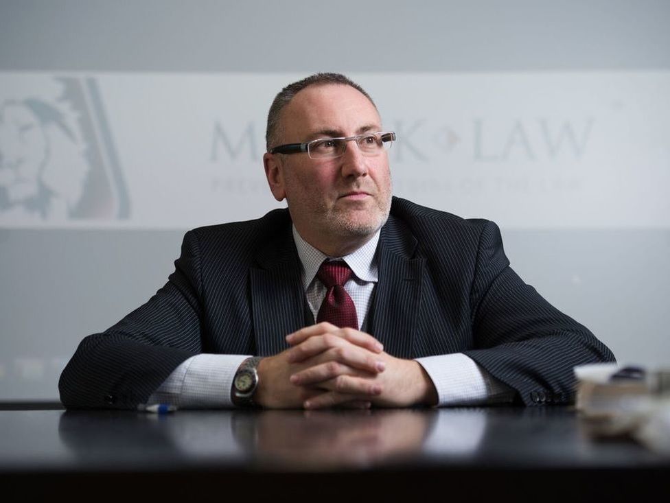 Minuk Law | 8227 Elbow Dr SW, Calgary, AB T2V 1K6, Canada | Phone: (403) 453-1054