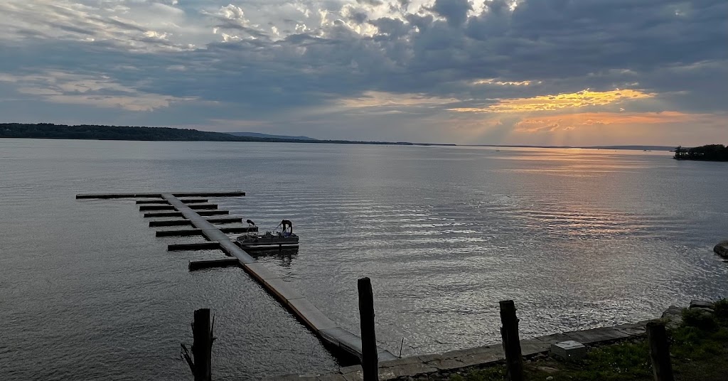 Marina 4 AS | 664 Rang Ste Philomène, Oka, QC J0N 1E0, Canada | Phone: (514) 891-3971