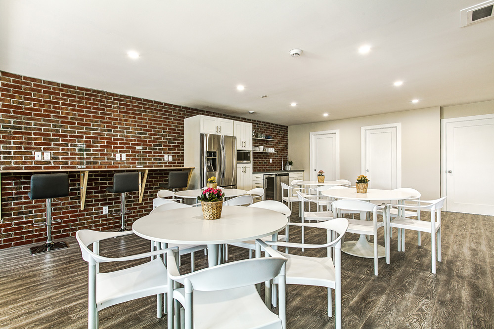 Nest Real Estate Group | 22674 Dewdney Trunk Rd #200, Maple Ridge, BC V2X 3J9, Canada | Phone: (604) 671-4092