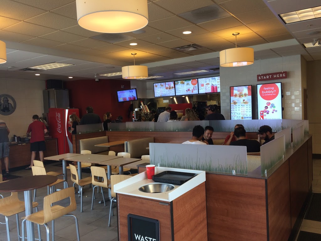 Wendys | 7615 Vedder Rd, Chilliwack, BC V2R 4E8, Canada | Phone: (604) 858-2323