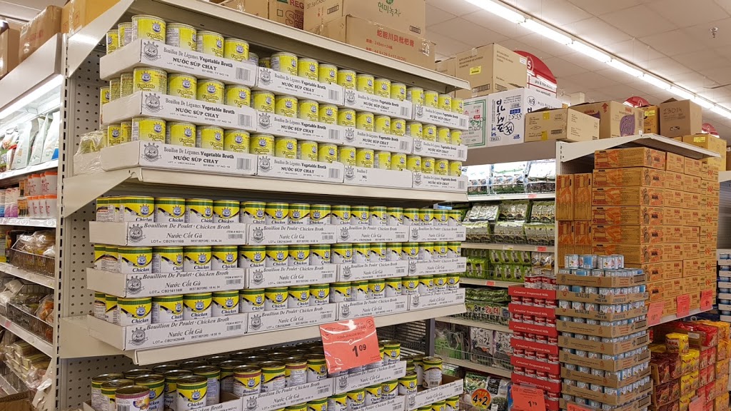 Luckys Supermarket | 1303 Jefferson Ave, Winnipeg, MB R2P 1S7, Canada | Phone: (204) 285-8011
