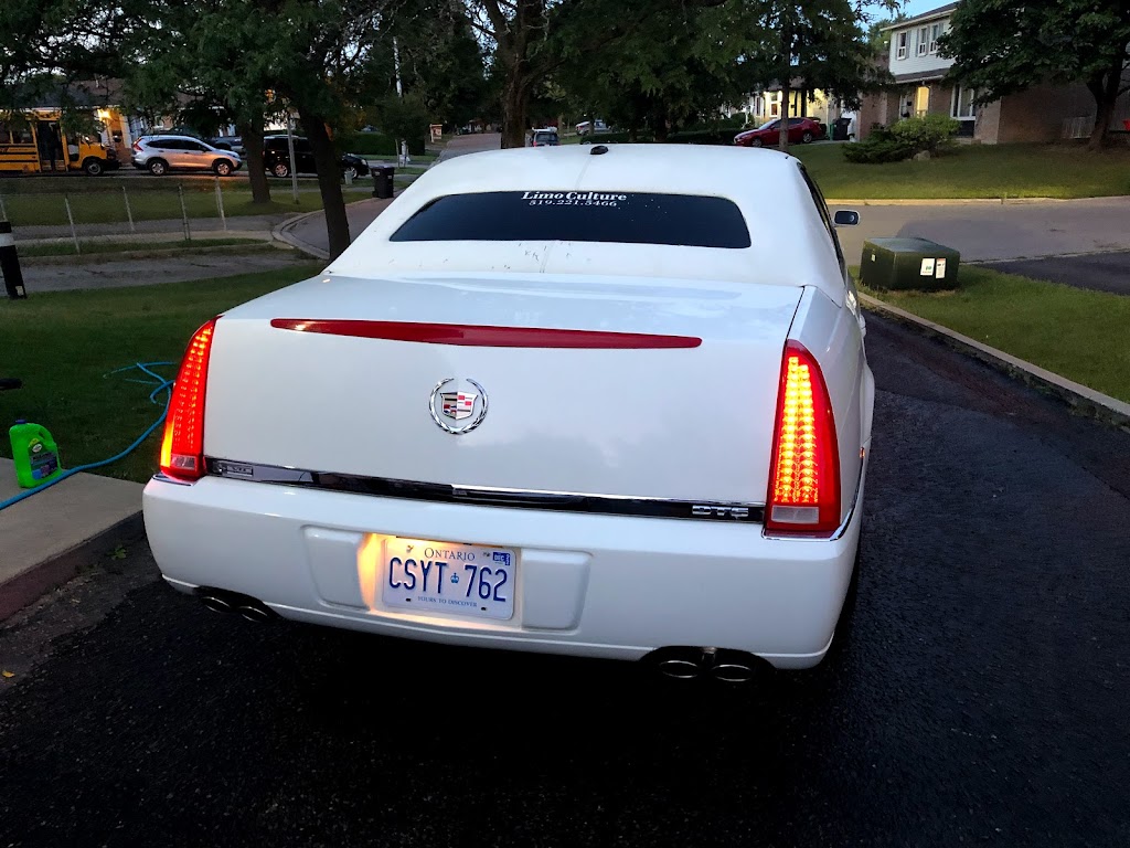 Rose Toronto Limousine | 25 Deverill Ct, Markham, ON L6G 0C7, Canada | Phone: (416) 838-3395