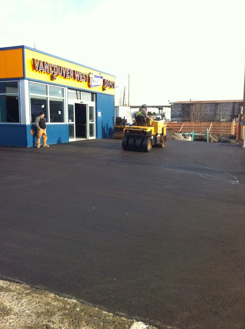 Topwest Asphalt Ltd. | 3310 Hedley St, Abbotsford, BC V2T 5C4, Canada | Phone: (604) 755-0300