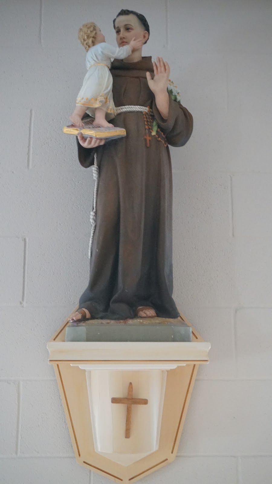St. Anthonys Catholic Church | 2030 24 Ave, Didsbury, AB T0M 0W0, Canada | Phone: (403) 335-8276