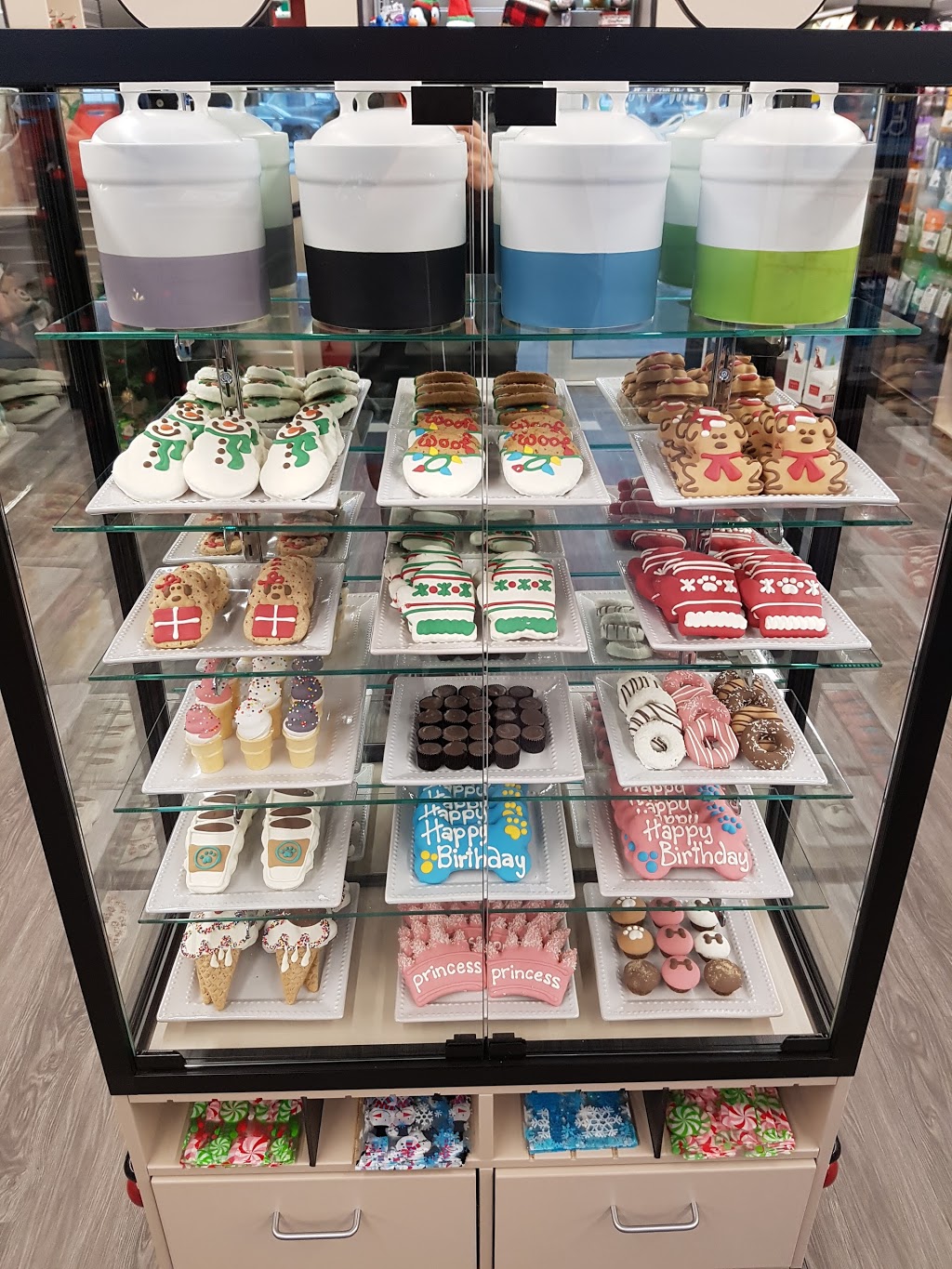 Global Pet Foods | 3737 Major MacKenzie Dr W #115, Woodbridge, ON L4H 0A2, Canada | Phone: (905) 303-2228