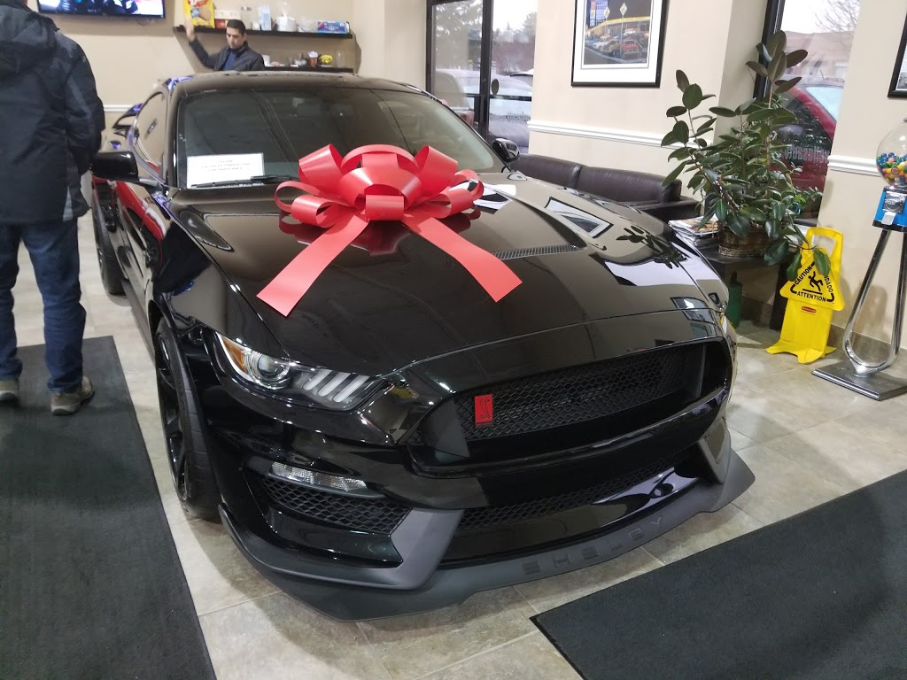 Vellas Auto Sales & Leasing | 260 Jevlan Dr #4, Woodbridge, ON L4L 8B1, Canada | Phone: (905) 264-1234