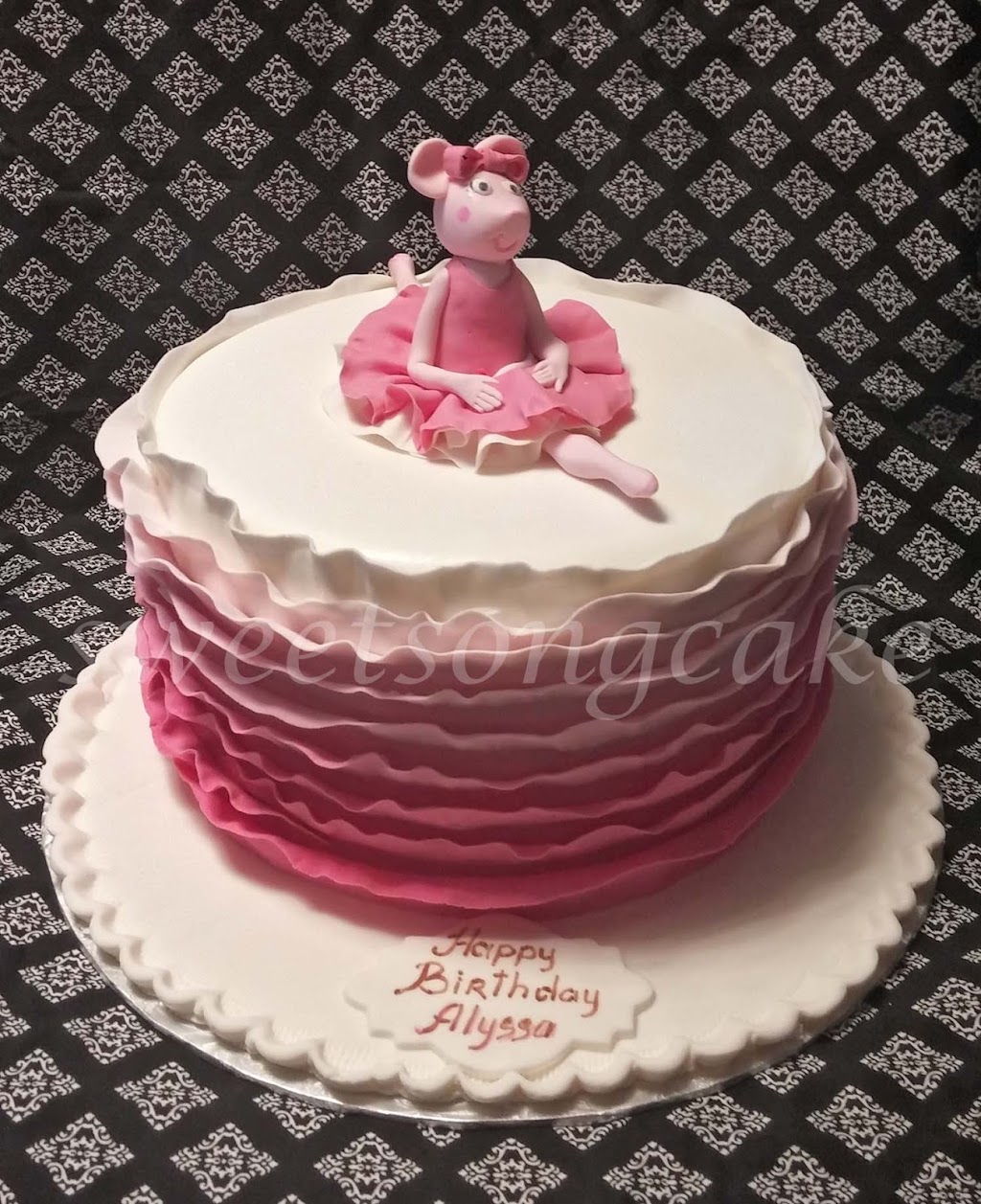 Sweet Song Cake | 624 Silver Spruce Way, Kanata, ON K2M 0L2, Canada | Phone: (613) 290-0349