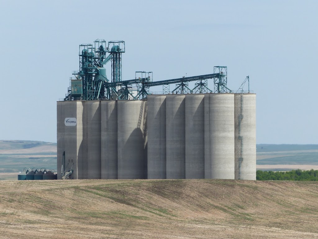 Viterra | 234044 Twp RD 330, Trochu, AB T0M 2C0, Canada | Phone: (403) 442-2372