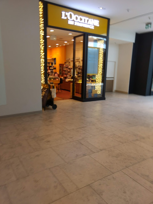 LOccitane | 7001 Mumford Rd, Halifax, NS B3L 2H8, Canada | Phone: (902) 446-3633