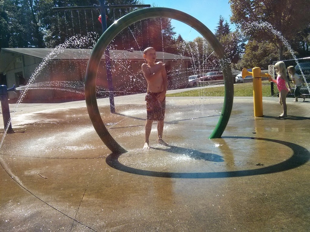 Eldon Spray Pool | 4020 Ruby Ave, North Vancouver, BC V7R 4B2, Canada