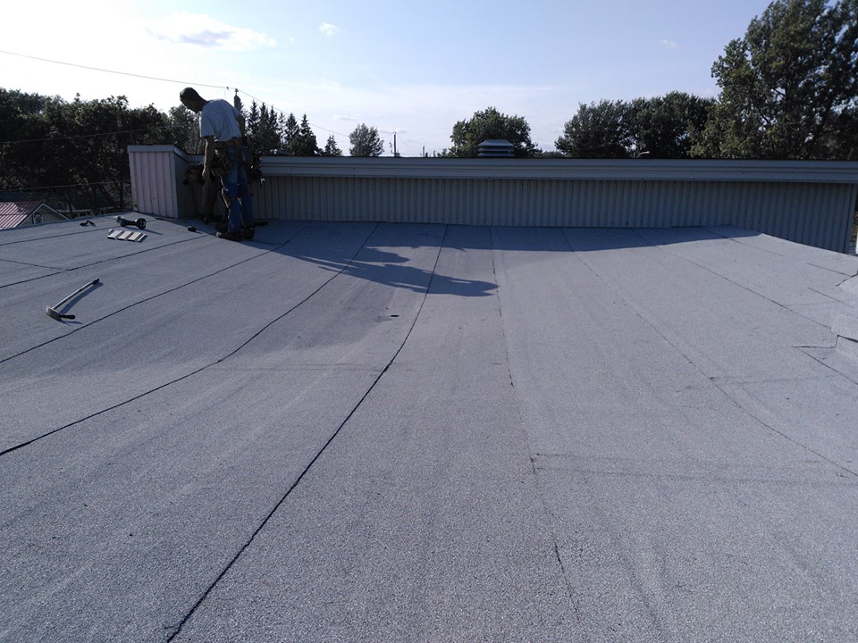 Toitures Garant et Frères Inc | 6615 Rue Alfred-Pellan, Lévis, QC G6V 9S9, Canada | Phone: (418) 882-6142
