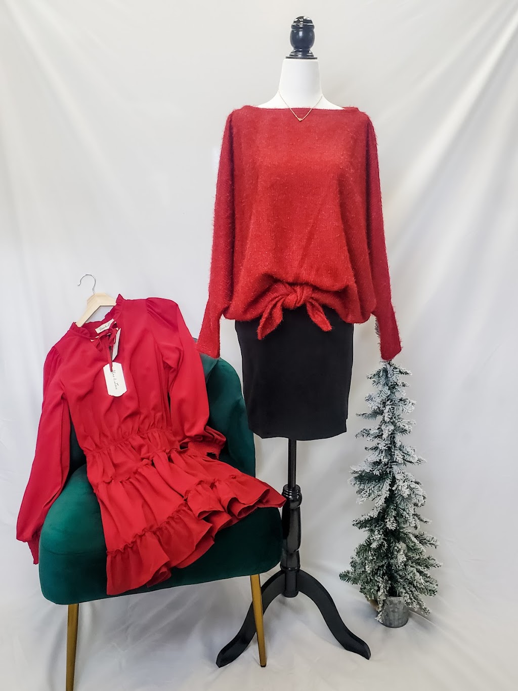 Aster + Ash Boutique | 459 Main St, Alberton, PE C0B 1B0, Canada | Phone: (902) 853-5189