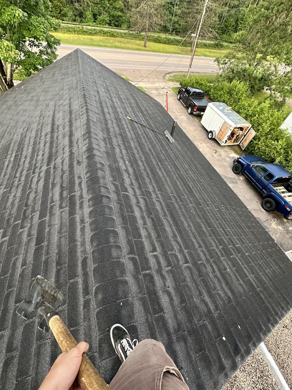 Bigfoot Roofing | 689 Pineridge Crescent, Pembroke, ON K8A 7V4, Canada | Phone: (613) 717-3668