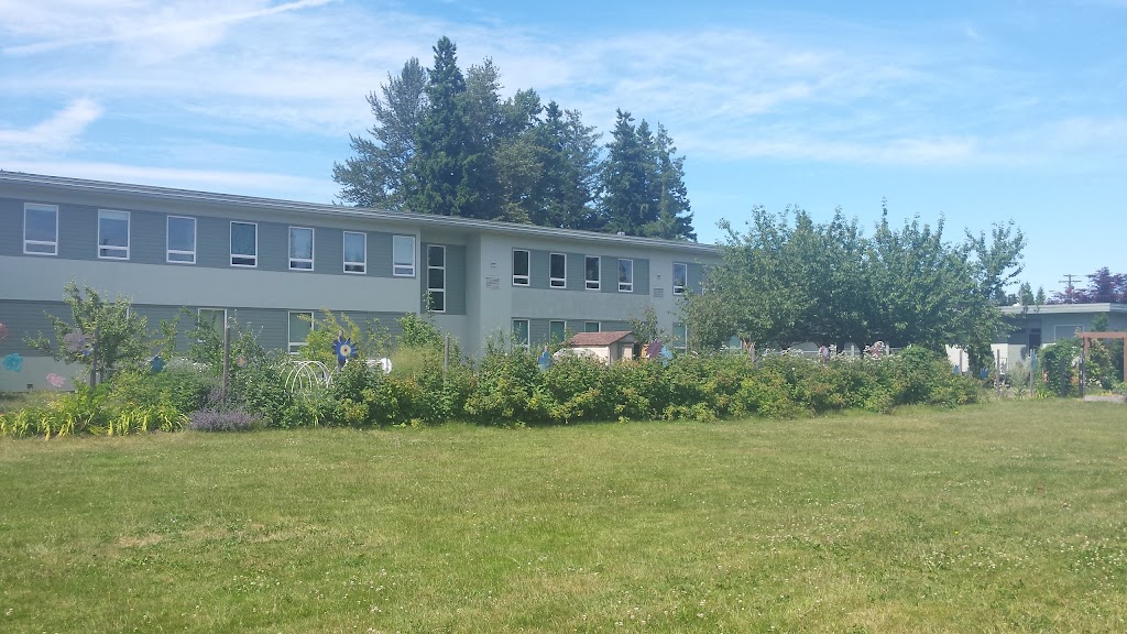 Lake Trail Community School | 805 Willemar Ave, Courtenay, BC V9N 3M1, Canada | Phone: (250) 334-3168