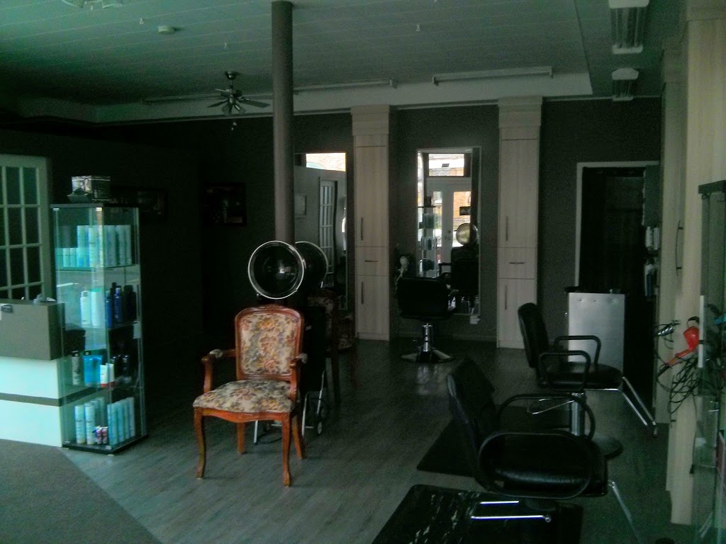 Coiffure Johanne Pelletier | 609 Avenue des Oblats, Québec, QC G1N 1W1, Canada | Phone: (418) 523-1923