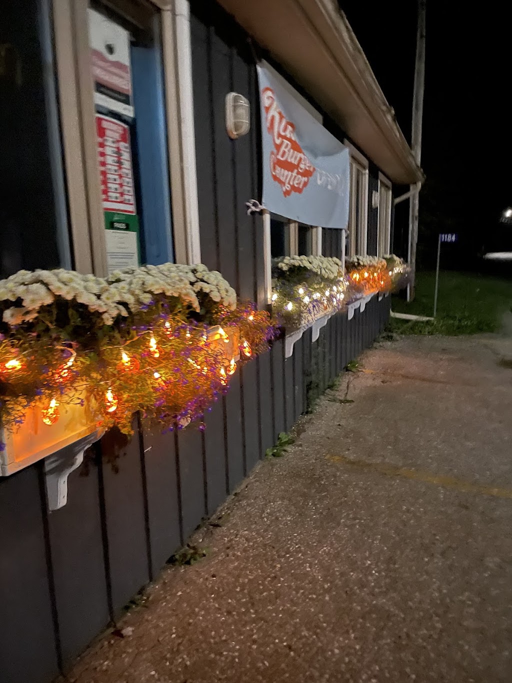 Kate’s Burger Counter | 1184 Kashagawigamog Lake Rd, Minden, ON K0M 2K0, Canada | Phone: (705) 286-4554