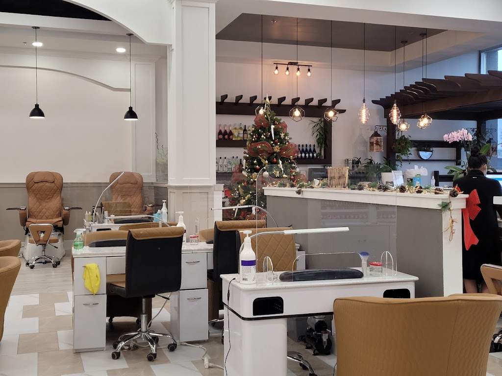 Sixth Sense Spa & Nail Lounge | 7575 Weston Rd unit 114, Woodbridge, ON L4L 9K5, Canada | Phone: (289) 657-8866