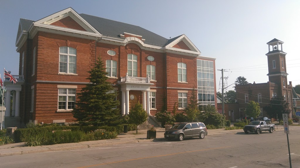 McGintys Cafe | 45 N Sykes St, Meaford, ON N4L 1V9, Canada | Phone: (519) 538-0092