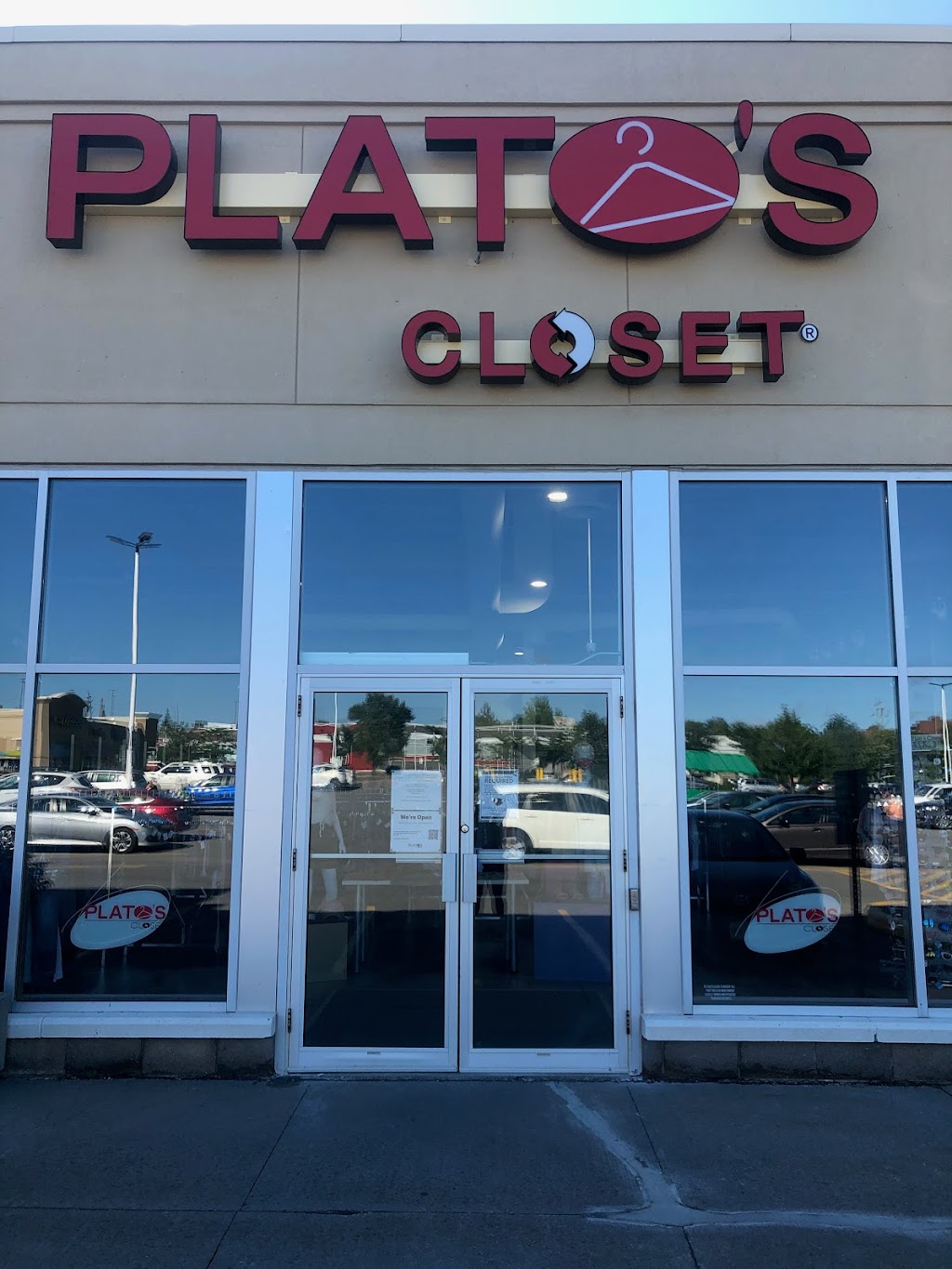 Platos Closet Merivale | 1465 Merivale Rd, Nepean, ON K2E 5N9, Canada | Phone: (613) 825-2765