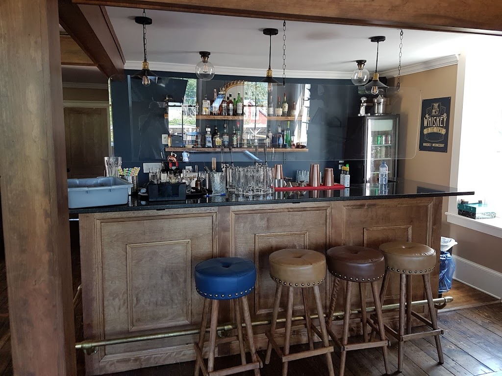 The Whiskey Teller | 3816 Hwy 1, Annapolis Royal, NS B0S 1A0, Canada | Phone: (902) 532-0333