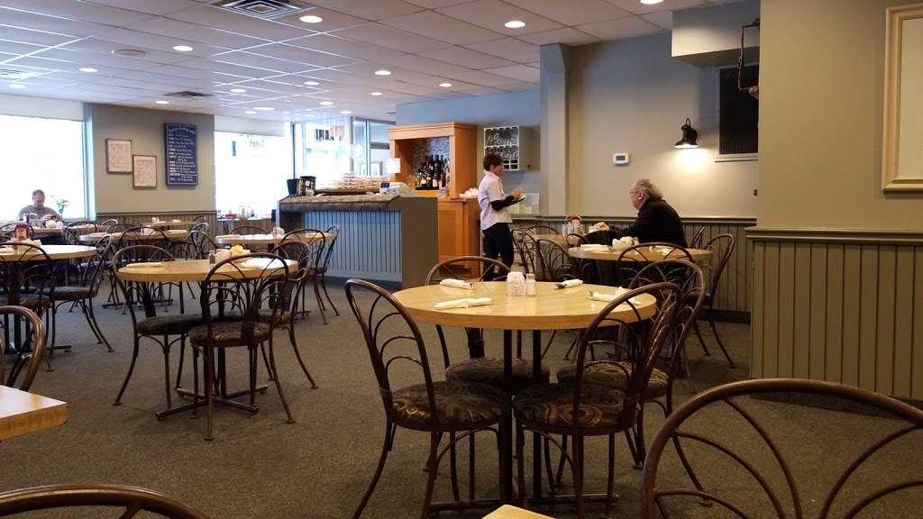 Homestyle Diner | 504 Albert St, Waterloo, ON N2L 3V4, Canada | Phone: (519) 725-5048