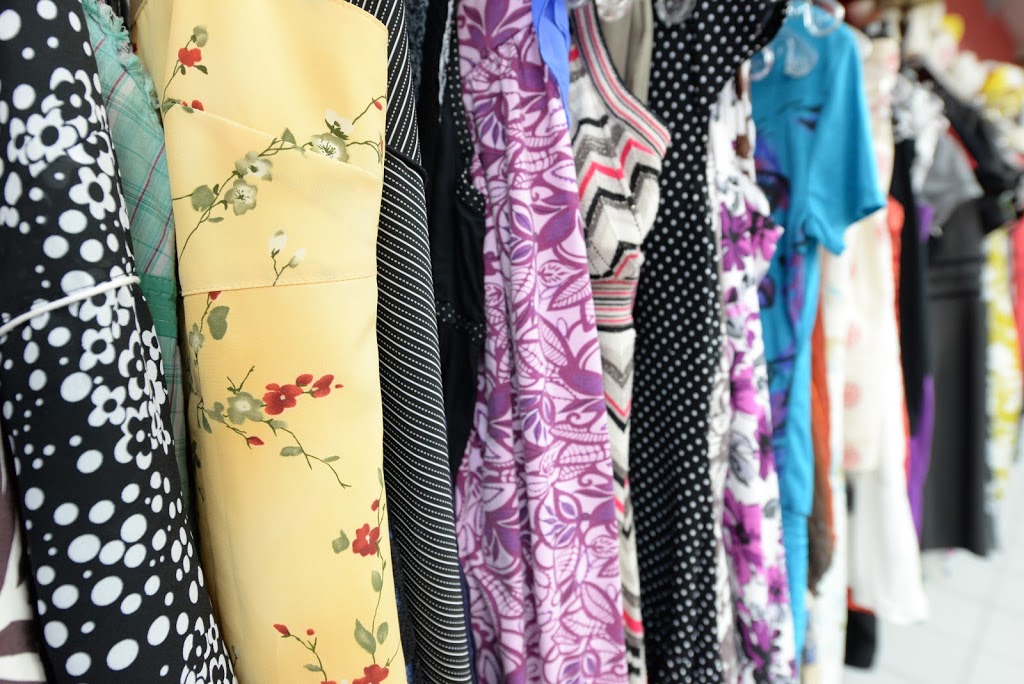 friperie la boite a trouvailles | 1750 Rue du Périgord, Québec, QC G1G 5X3, Canada | Phone: (418) 523-3030
