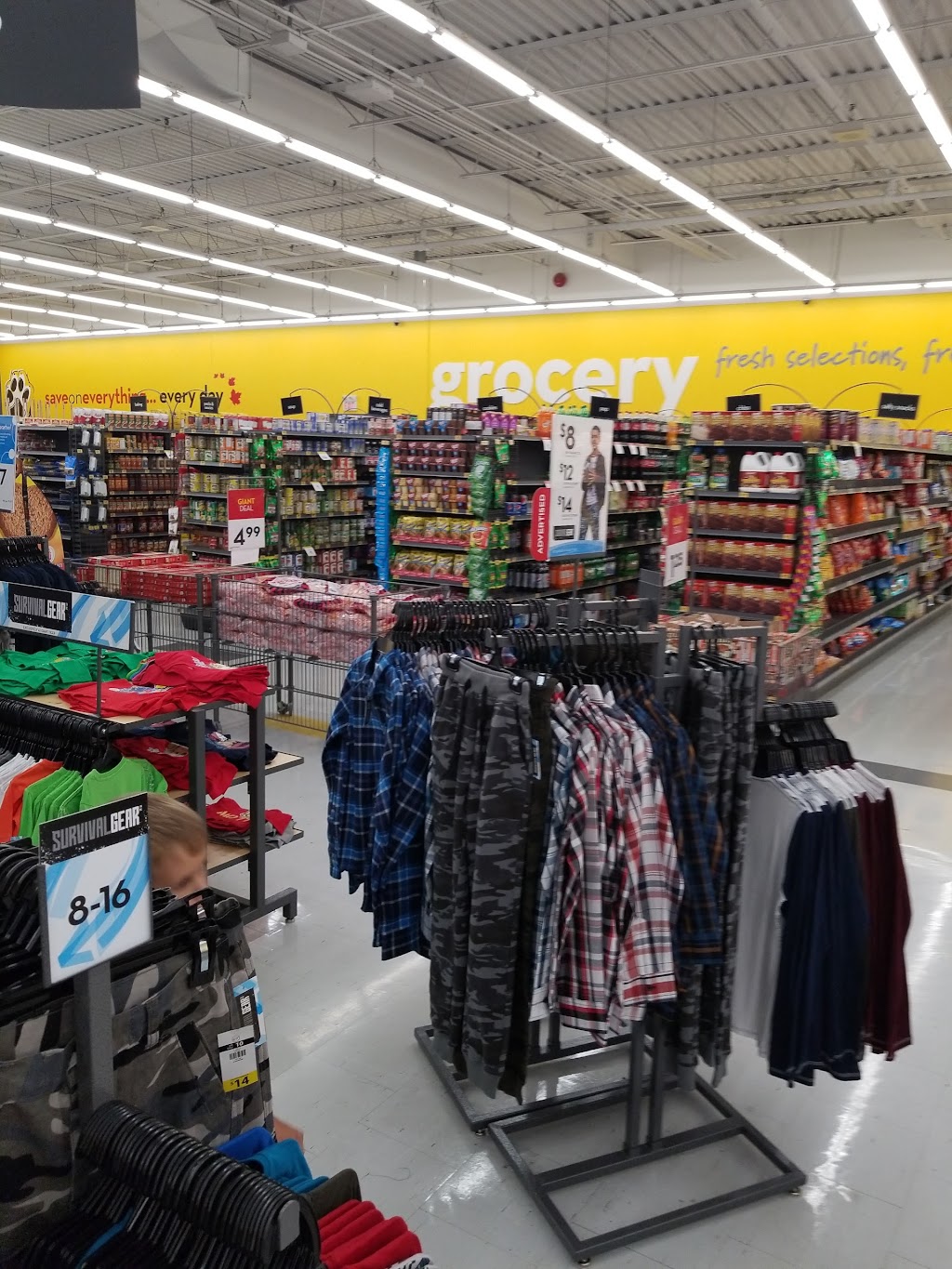 Giant Tiger | 13 Industrial Blvd, Napanee, ON K7R 3S3, Canada | Phone: (613) 354-4371