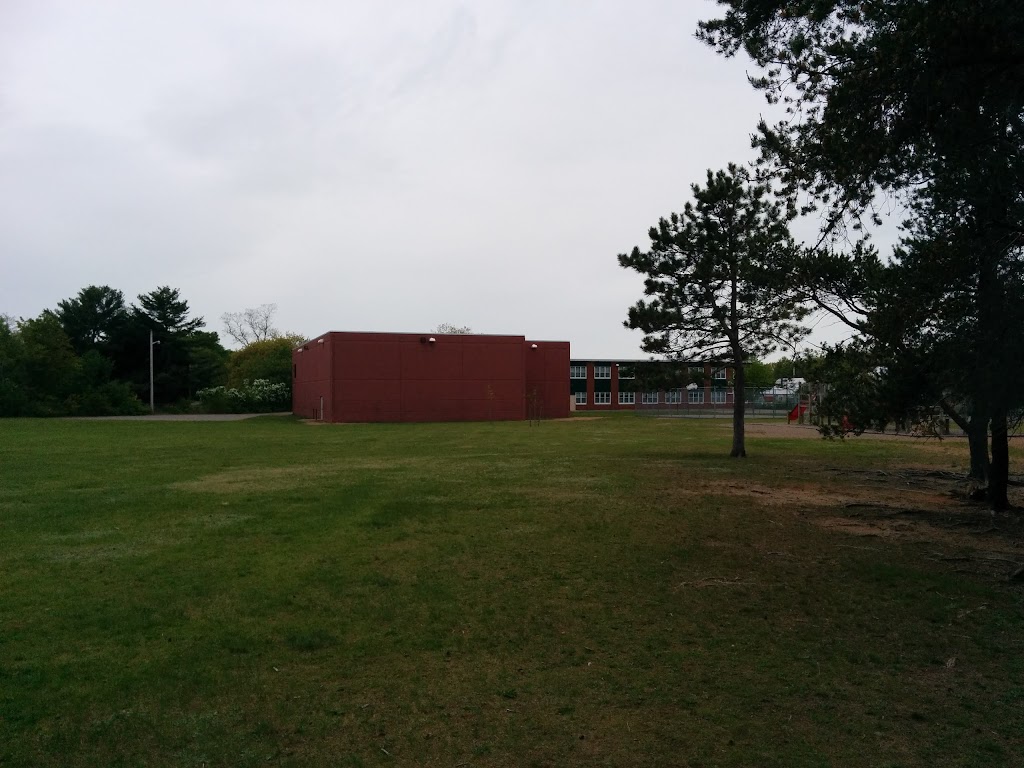 St. Marys Elementary School | 1276 Victoria Rd, Aylesford, NS B0P 1C0, Canada | Phone: (902) 847-4400