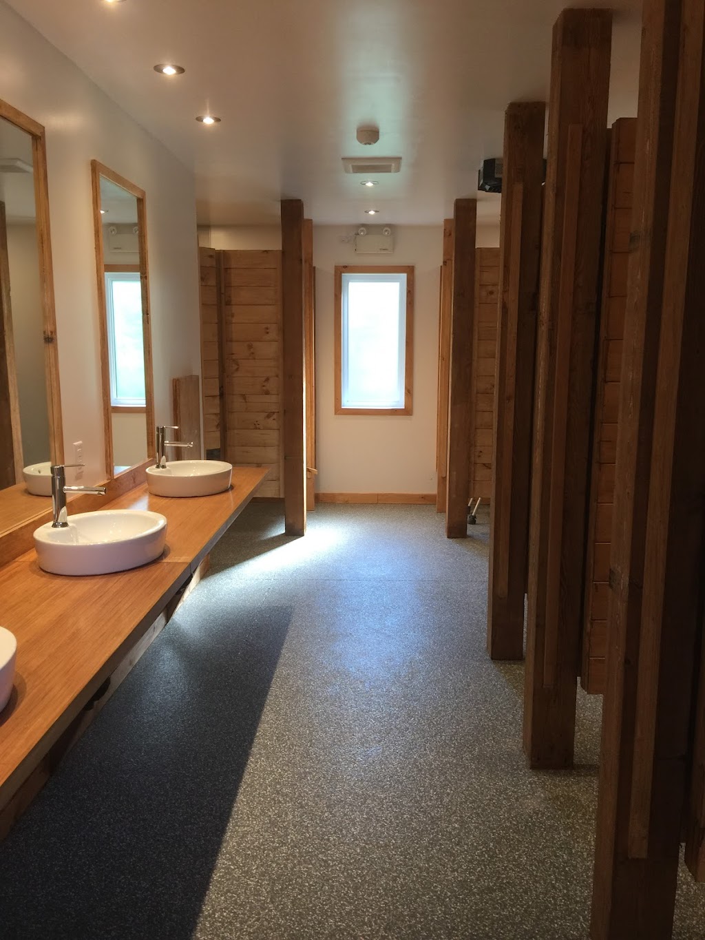 Camping Des Roses | 180 Chem. des Roses, Saint-Michel-des-Saints, QC J0K 3B0, Canada | Phone: (450) 833-5556