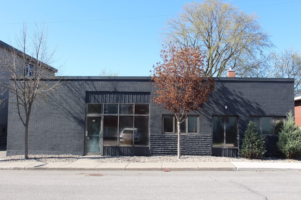 Little Victories Coffee Roasters | 169 Ethel St, Vanier, ON K1L 5X3, Canada | Phone: (613) 913-4360