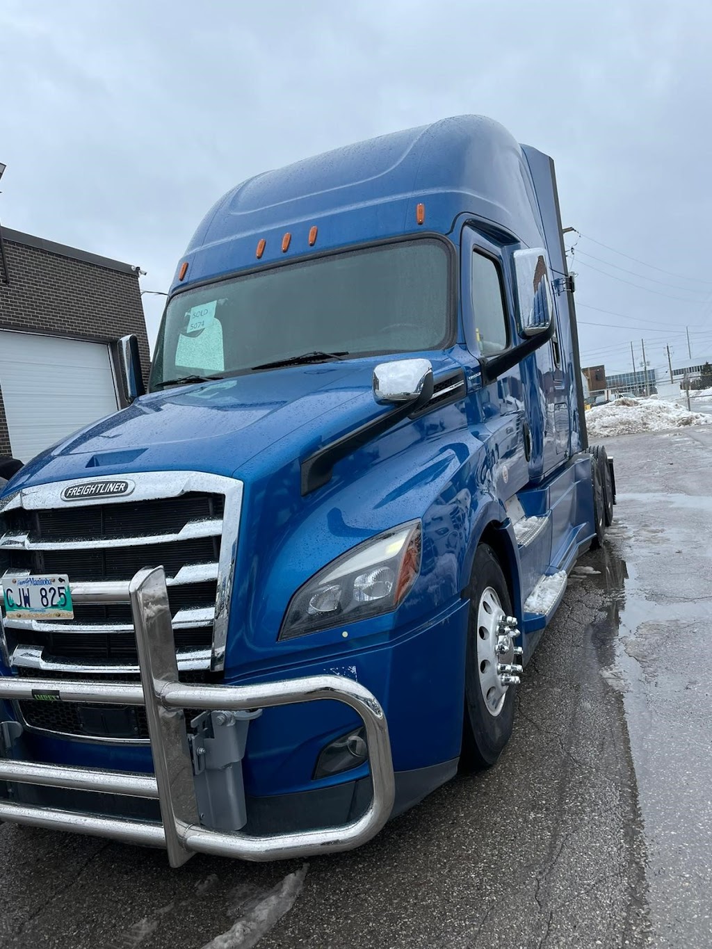 Judge Freight Services | 85 Darbrett Bay, Winnipeg, MB R2P 1K7, Canada | Phone: (431) 777-0053