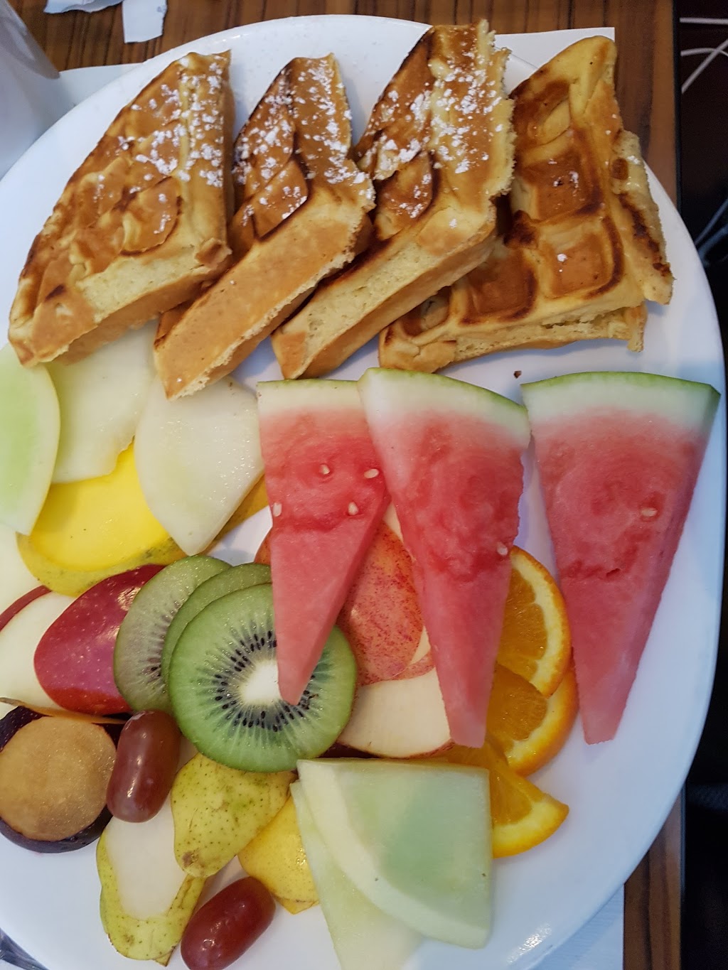 Restaurant 25e Avenue | 142 25e Av, Saint-Eustache, QC J7P 2V2, Canada | Phone: (450) 472-9007