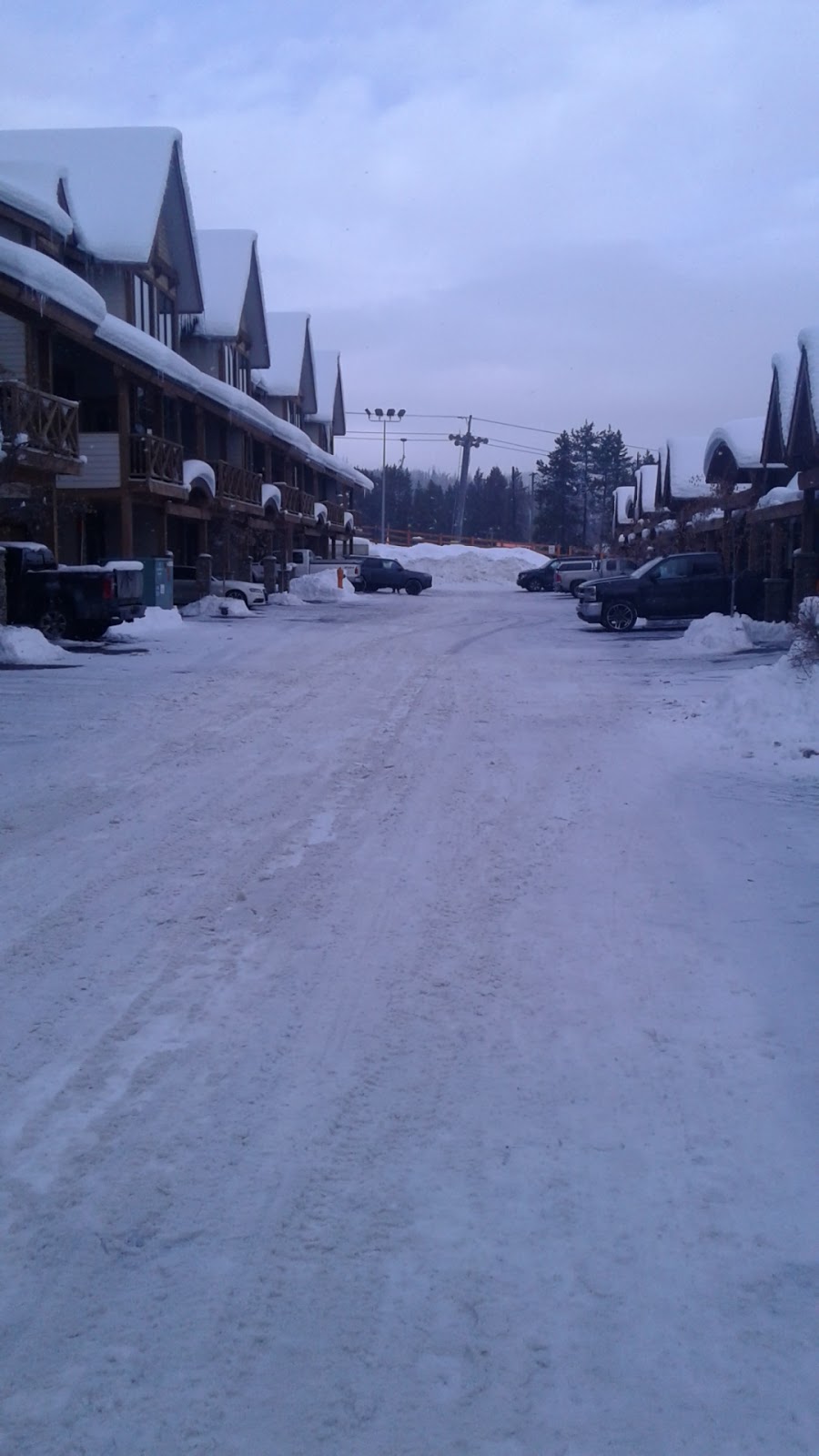 Sullivan Stone | 1000 N Star Dr, Kimberley, BC V1A 2Y9, Canada | Phone: (800) 525-6622