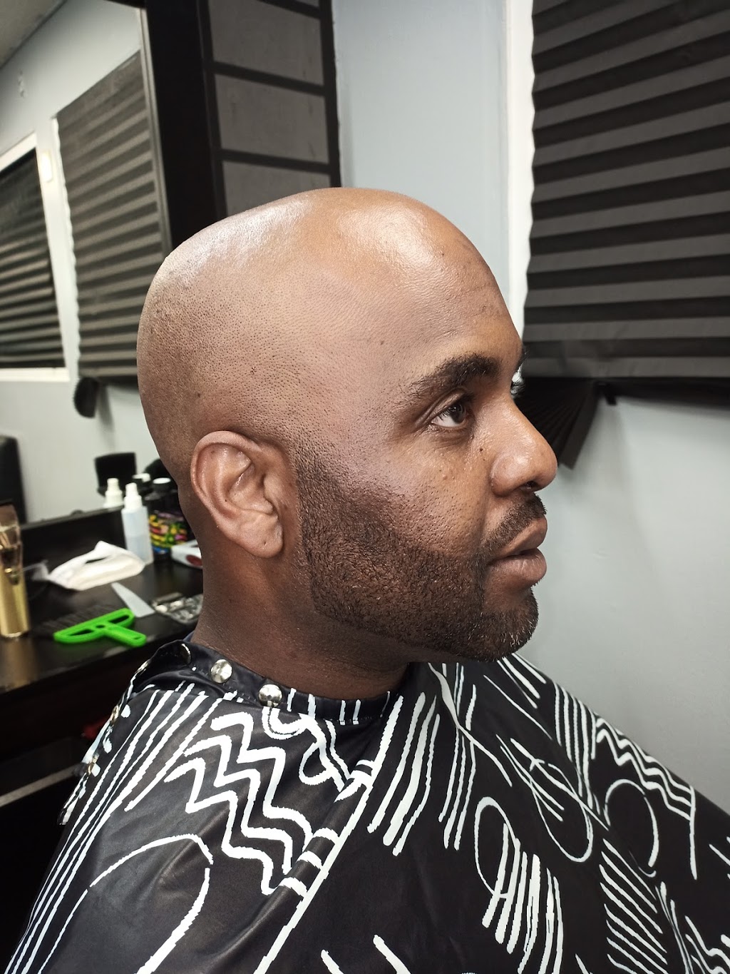 PRO EDITION BARBERING | 5741 Finch Ave E #3, Scarborough, ON M1B 2G5, Canada | Phone: (647) 667-1532