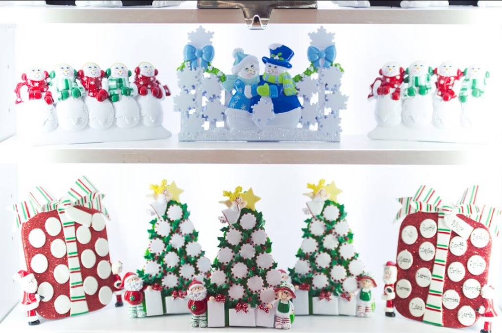 SantaVille | 6801 Route Transcanadienne, Pointe-Claire, QC H9R 5J2, Canada | Phone: (581) 222-8332