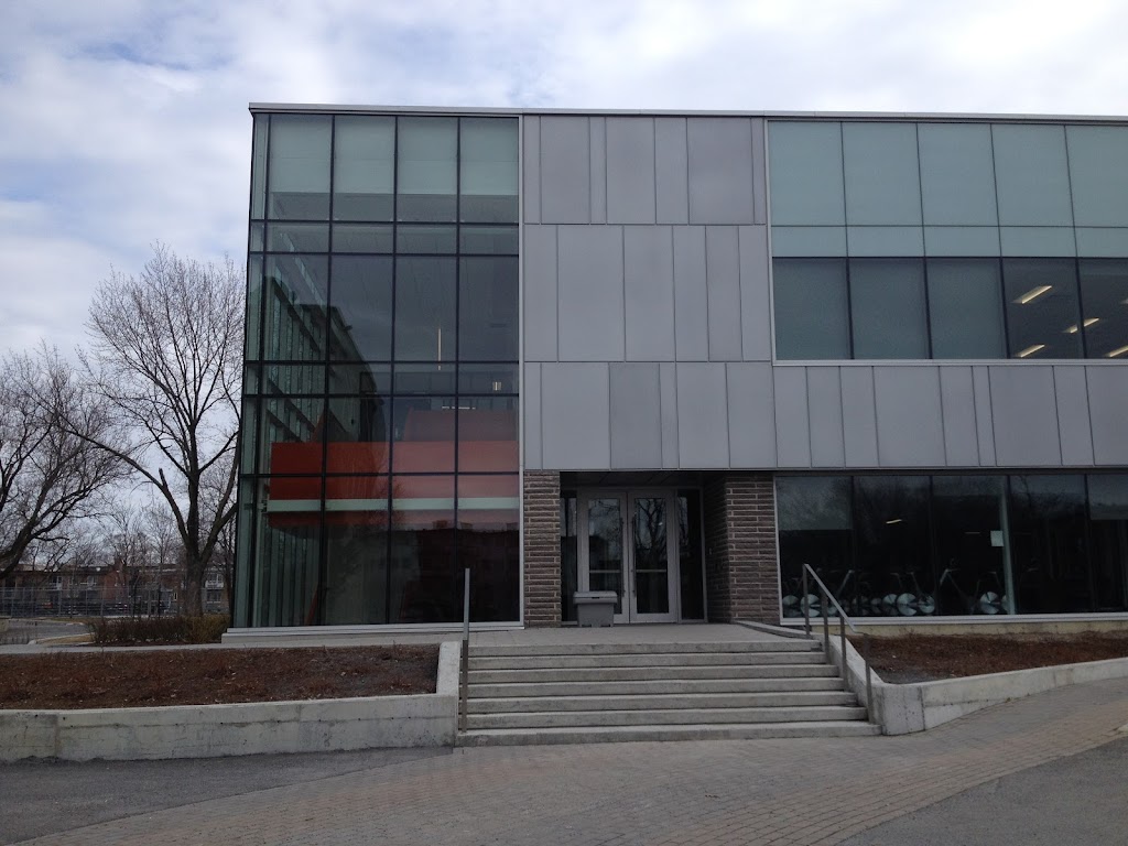 College Mont-Saint-Louis | 1700 Boul Henri-Bourassa E, Montréal, QC H2C 1J3, Canada | Phone: (514) 382-1560