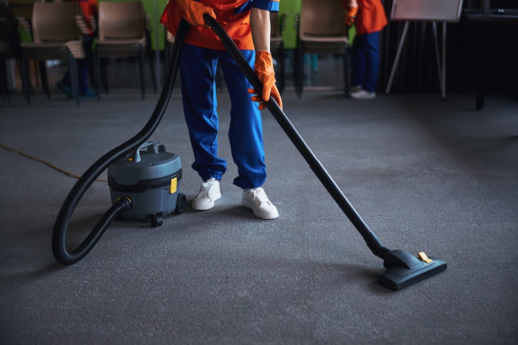 Urban West Carpet Cleaning | 8 Sunmount Gardens SE, Calgary, AB T2X 2B1, Canada | Phone: (587) 900-5353