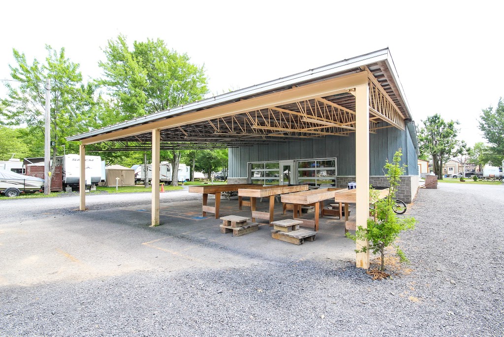 Camping Plage Champlain | 29 Avenue de Venise O, Venise-en-Québec, QC J0J 2K0, Canada | Phone: (450) 244-5317