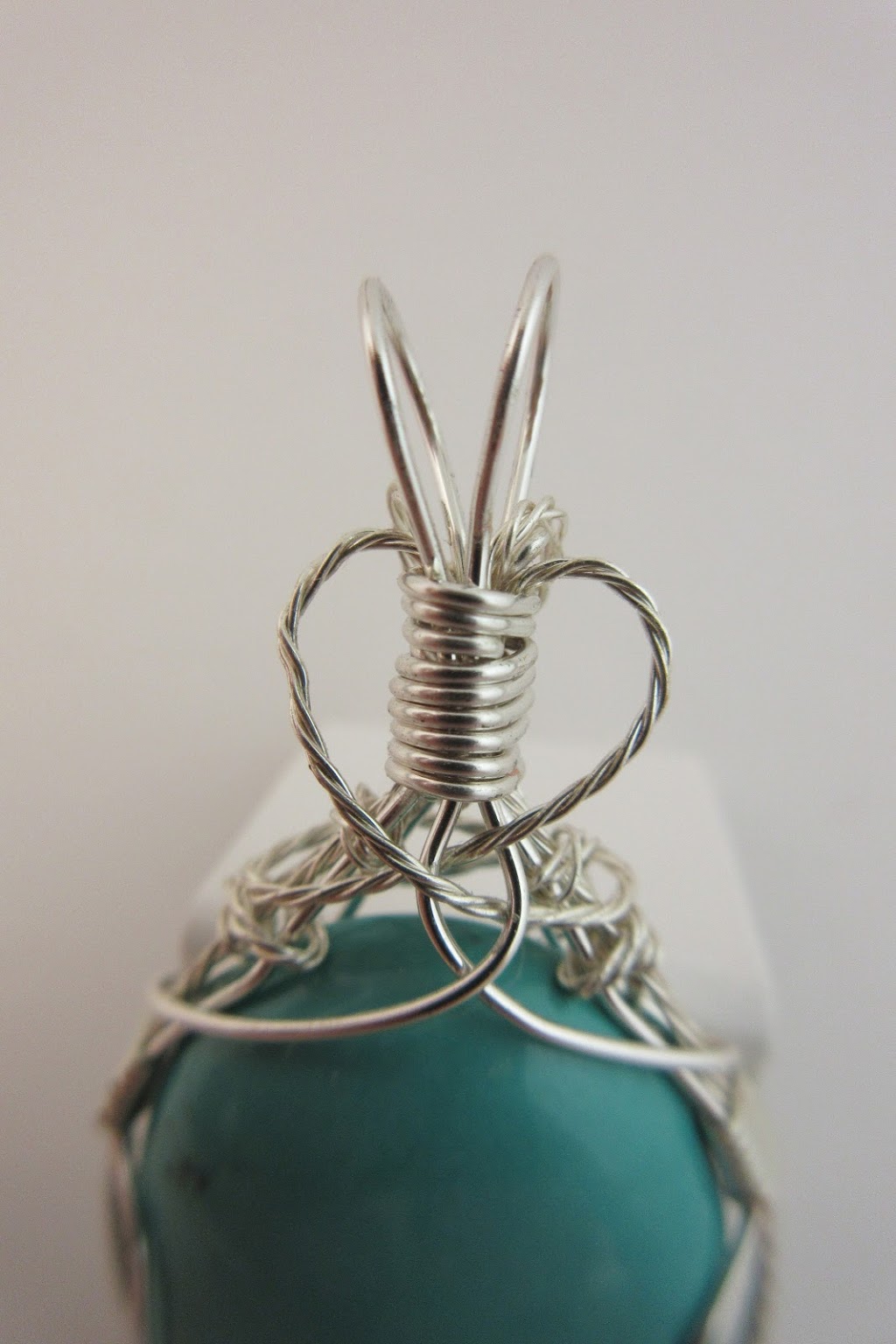 The Crystal Vein | 56 John Scott Ct, Bowmanville, ON L1C 4L1, Canada | Phone: (289) 385-4216